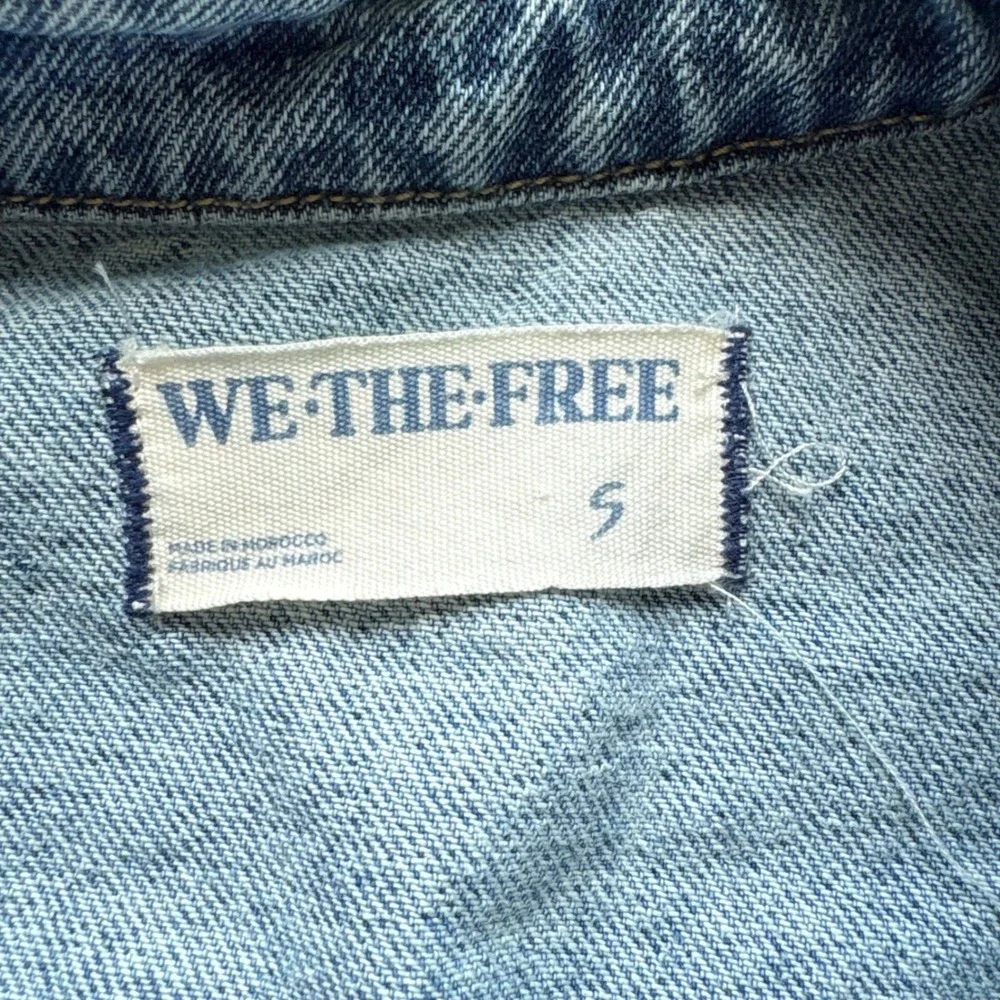 ♾️We The Free Free People Denim Romper Light Wash Short Sleeve Button Front S♾️